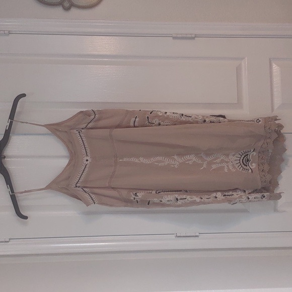 Maeve shift dress - Picture 8 of 12